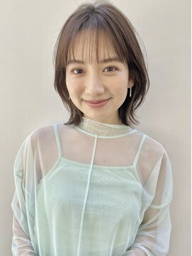 ファナ ブルーム(fha-na bloom) ☆シースルーバング　大人気のくびれヘア ミディアムレイヤー☆