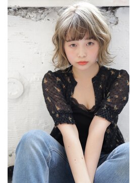 コム(com by neolive) ハイトーン ピュアカール