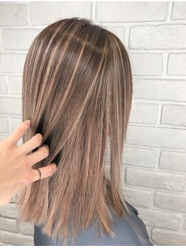 バブルス 所沢店(BUBBLES) 3Dハイライトピンクベージュ♪