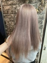 ヘアビューティースタジオ ラルガ(Hair beauty studio Raruga) ホワイトベージュ