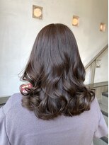ヘアアンドメイク スタジオ ミムロ(HAIR&MAKE STUDIO MIMURO)&nbsp;くびれミディアム・ピンクグレージュ