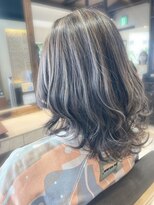 ヘアリゾート粋 ティガ 池袋店(tiga)&nbsp;くすみバレイヤージュ