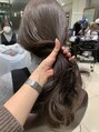 アピッシュ ギンザ(apish ginza) “結んでも可愛いパーマ”なら、お仕事やアルバイトでも可愛く。