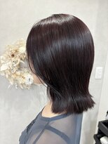 ハイバレーヘアーメゾン(HIGH VALLEY HAIRMAISON) ミディアムボブディープパープルぱっつんボブ岡山南中央町