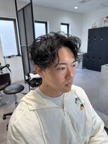 カルロイースタイル(CARLO e-style)&nbsp;スペインカールツイストスパイラルパーマツーブロックフェード