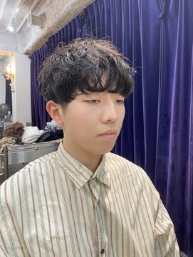 レガーレ(Legare) 刈り上げマッシュショートパーマスタイル(中区紙屋町)