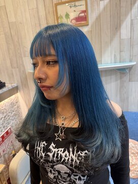 ラグーン(LAGOON) ブリーチカラー/ハイトーン/ブルー/レイヤーカット