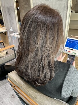 パダ(PADA) スモーキーグレージュ♪