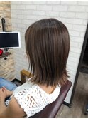 デザインカラー／レイヤーカット/ウエットヘア/オリーブベージュ