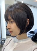 ショートヘア顔周りレイヤーブリーチダブルカラーショートボブ
