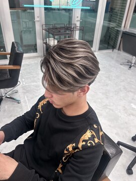 メンズサロン キング 高槻店(Men’s salon K!ng) 波巻きツイストスパイラルパーマ/フェザーパーマ/眉毛/メンズ