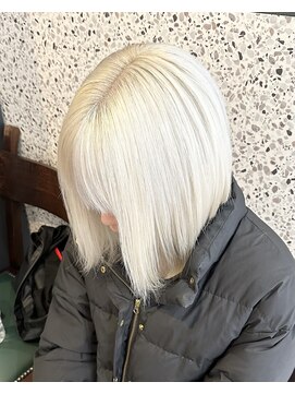 パレット 難波(Palette) ホワイトブロンド/ホワイトブリーチ/ケアブリーチ/エンドカラー