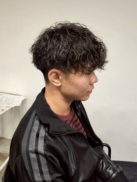 サイクル(CYCLE) [MEN’S HAIR/波巻ツイストスパイラル/フェザーパーマ/伊勢崎]