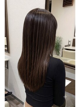 リンドヘアー(Lindo hair) ボリュームダウンストレートパーマ