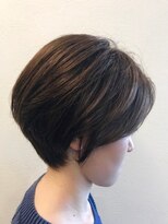 ヘアーアンドフェイス ハウス ラポール(Hair&Face House Rapport)&nbsp;奥行きのあるショートスタイル