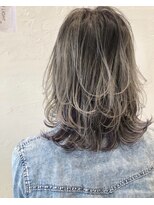 モアナ バイ ヘッドライト 沖縄豊見城店(Moana by HEADLIGHT)&nbsp;西海岸風ミディアムレイヤー