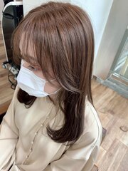 〈藤間〉韓国風顔まわりレイヤー/ミルクティーベージュ
