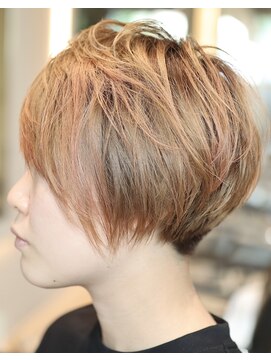 ヘア デザイン リスク(HAIR DESIGN RISK) 【RISK高橋勇太】ホワイトグレージュアンニュイクールショート