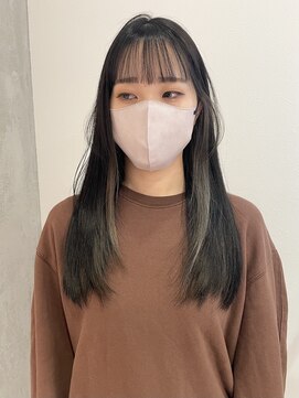 ヨーク(YOKE) 【 YOKE 】ロングレイヤーぱっつんワイドバングインナーカラー