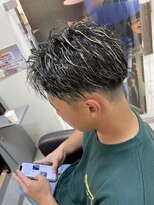 アールモンドヘア新世界 【北見】＃ブリーチ＃メンズハイライト＃メンズカラー