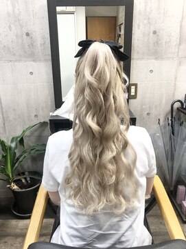 美容室 ソーイ(Soii) ハーフポニーりぼん