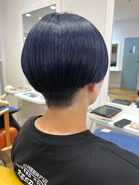 リコ 池袋東口店(Liko) 【Liko　池袋東口店】マッシュショート　ダークネイビー　ブルベ