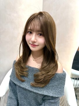 ロンド リリー 銀座(Lond Lily) ◆ 大人ガーリー/似合わせカット/ミディアムレイヤーカット/銀座