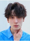 シャドウパーマ無造作パーママッシュウルフヘアメンズ束感黒髪