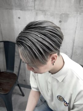 クローマン バイ ビカム(CHROMAN by become) バレイヤージュ