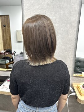 リベストバイジェービー 稲毛(li best. byjb) ダークアッシュ/大人ガーリー/似合わせカット[稲毛/白髪ぼかし]