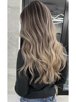 サロウィン 那覇店(SALOWIN)&nbsp;グレージュバレイヤージュカラー