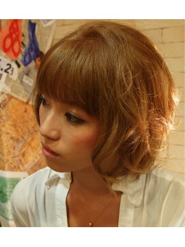 ロジ(Roji) 【Roji】立体感ショートボブ☆