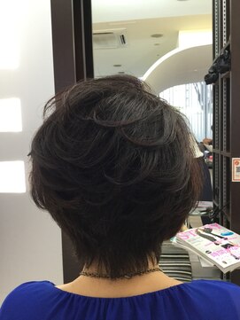 ヘアートップス ベイタウン店 グラデーションボブ