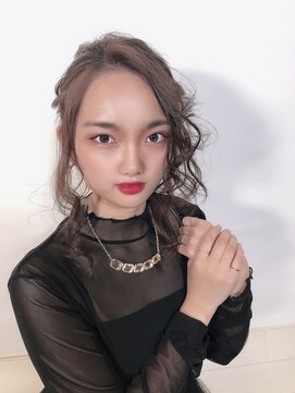 スターチス 西船橋(statice) くせ毛のニュアンスそのままにすっきりまとめてヘルシーに♪