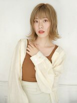 ビィシャイン 社店&nbsp;切りそろえたスマートなロブ