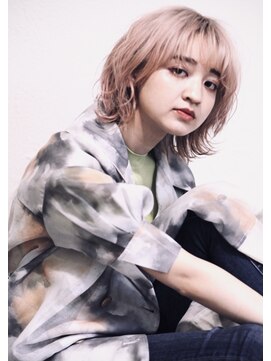 ロンド(RONND) ハイトーンが可愛いエアリ―ボブ