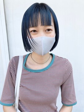 リビング 津田沼(LIVING) マッシュ/くびれヘア/ビタミンカラー/艶ボルドー[津田沼駅]