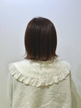 アドラーブル 万代店 (adorable) 【大人かわいい】【外ハネ切りっぱなしボブ】10代20代30代