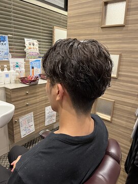 銀座マツナガ 神田店 オシャレ垢抜けセンター分けゆるふわロッドパーマ