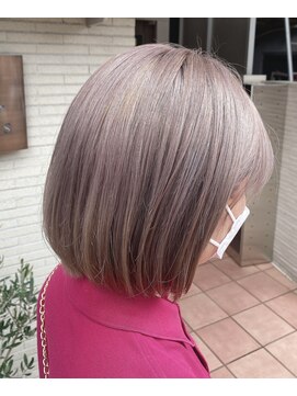 グリット(Grit) ラベンダーグレージュ×ミニボブ【Grit神戸元町店】