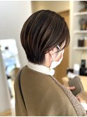 ショートボブ/大人ボブ/立体感ショート/耳かけショート/