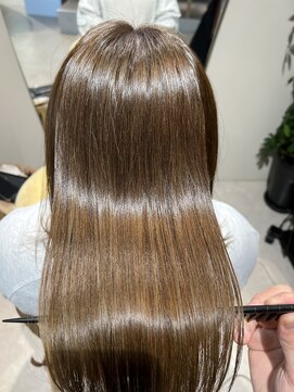 ユミリーバイルコル(umily by RuCOR.) 大人ガーリー/チョコレート/モード/プリカール/髪質改善