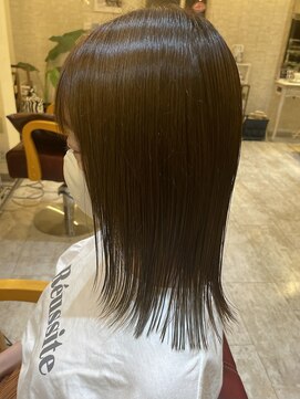 クオリア(Quaria) 外ハネミディアム×ブラウンカラー☆