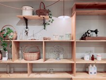 ラクヘアー 明大前(rakhair)の雰囲気（南フランスの美容室☆ナチュラルで雑貨屋さんみたい♪）