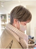 【CROP】ショートヘア×ハイトーングレージュ×ブリーチ