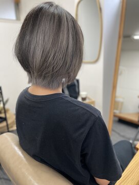 ランデブー(Rendez-vous) レイヤーカット/グレー/ブリーチ［堺］［浅香山］