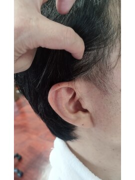 エヴァン(Evan) もみ上げのクセと白髪が気になりだしたらもみ上げツーブロック★