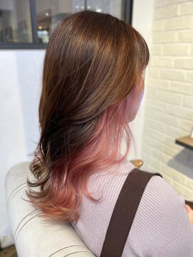 リコ 池袋東口店(Liko) インナーカラー　ハイトーンピンク　艶髪　ブラウンベージュ