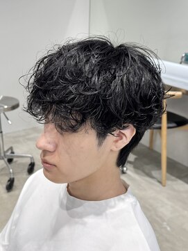 レタッチ バイ フィフス 天神大名(RETOUCH by fifth) 天神シャドウパーマニュアンスパーマフェザーショートメンズ大名