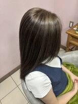 フィガロ デュデュ 新石切店(Figaro DOU DOU) #白髪ぼかしハイライト#白髪ぼかし#ハイライト#ブリーチ